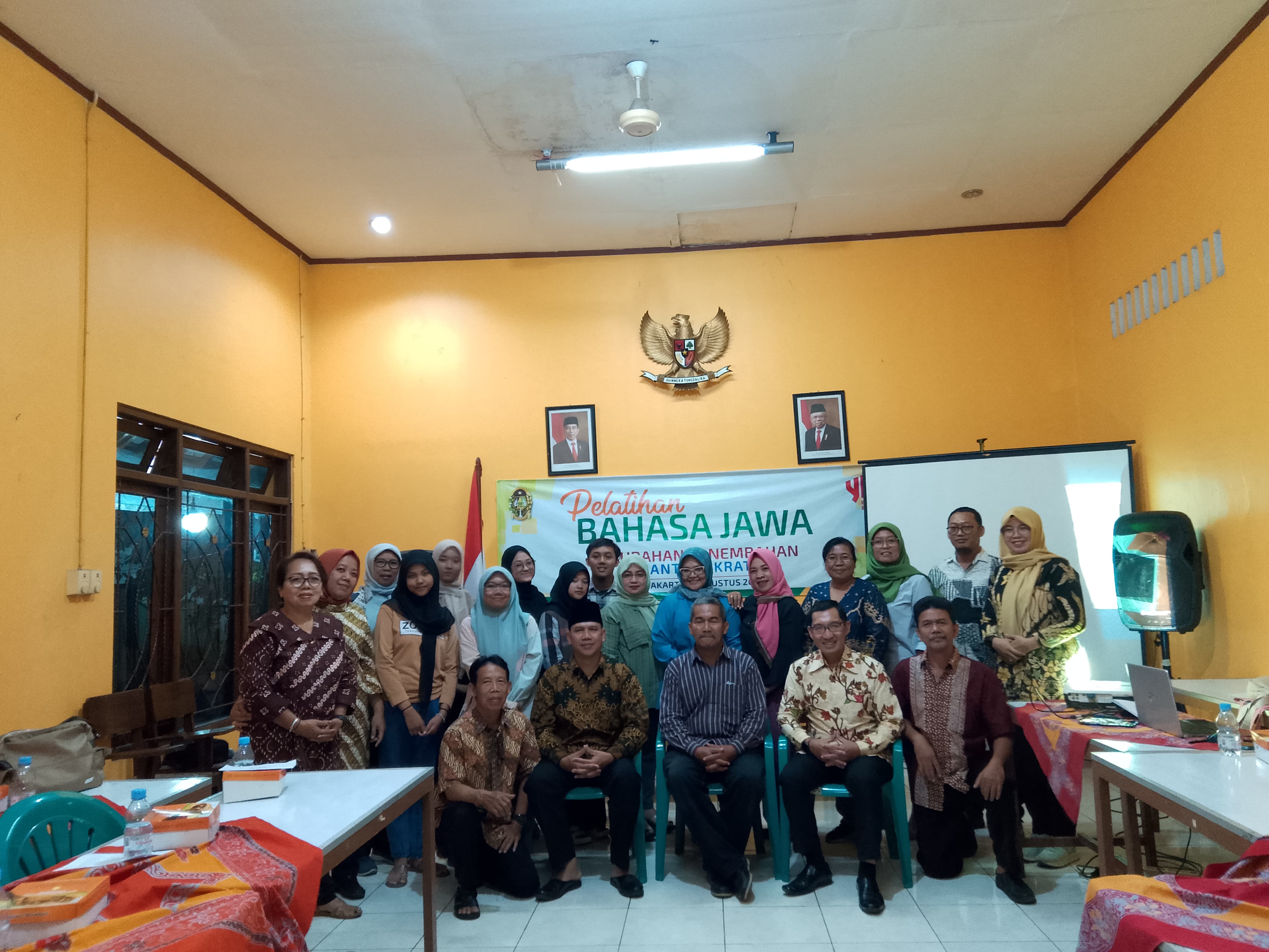 Pelatihan Bahasa Jawa Kampung Panembahan